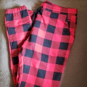 Plaid Breakout Loungers Buffalo Plaid